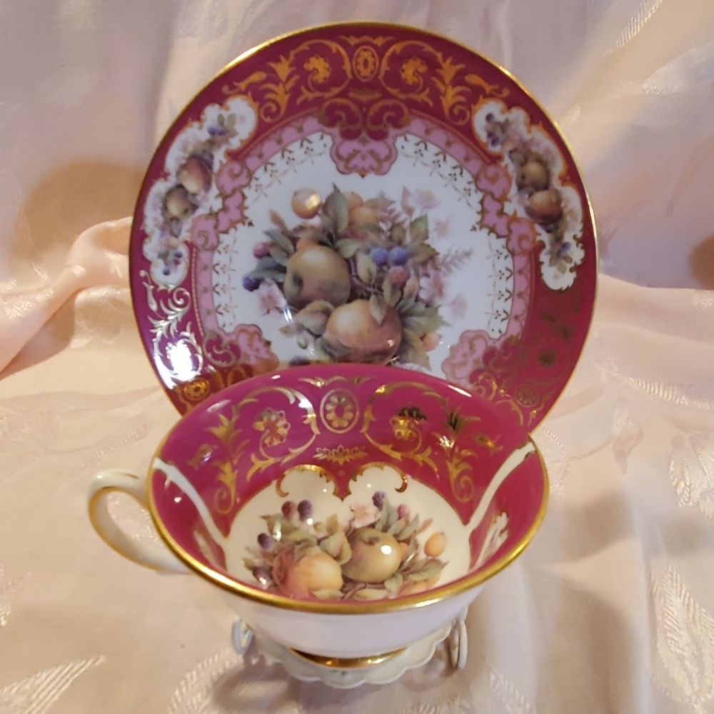 **HostPick**ROYAL PATRICIAN "Chatsworth Fruit"